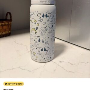 Snoopy Patterned White Water Bottle 32 oz